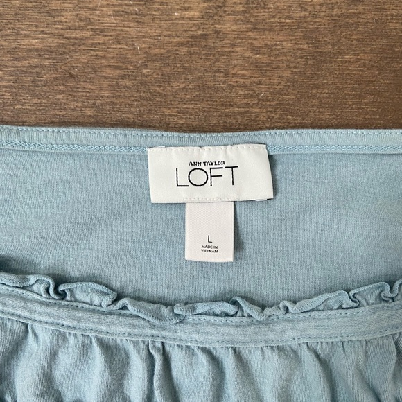 ANN TAYLOR LOFT SHORT SLEEVE TOP. SIZE LARGE - Picture 4 of 5
